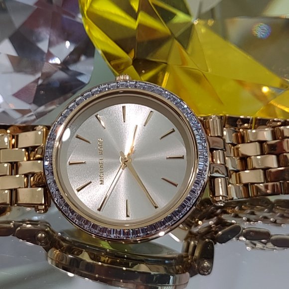 Michael Kors Mini Darci Watch - Picture 8 of 9